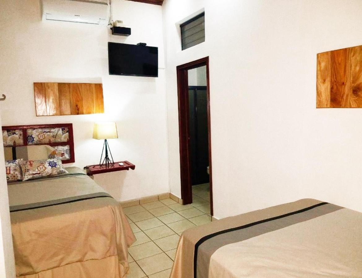 Hostal Las Puertas Санта Ана Екстериор снимка