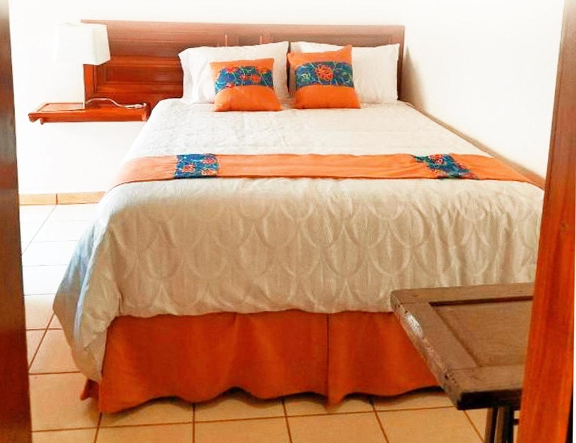 Hostal Las Puertas Санта Ана Екстериор снимка